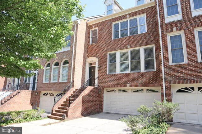 Foto del edificio - 9708 Whitley Park Pl