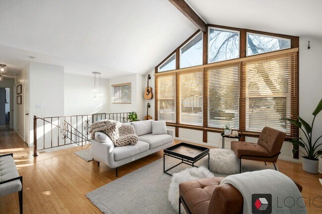 Foto del edificio - 1667 E 9800 S