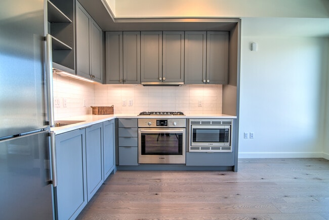 Building Photo - 1750 Wewatta St