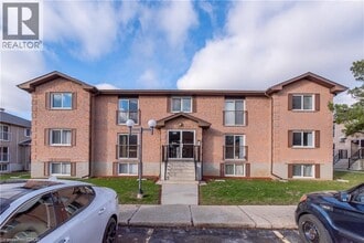 Building Photo - 331 Northlake Dr