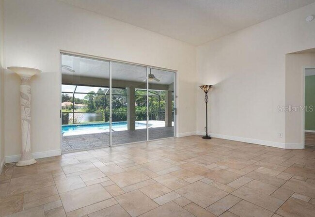 Building Photo - 16504 Longleat Dr