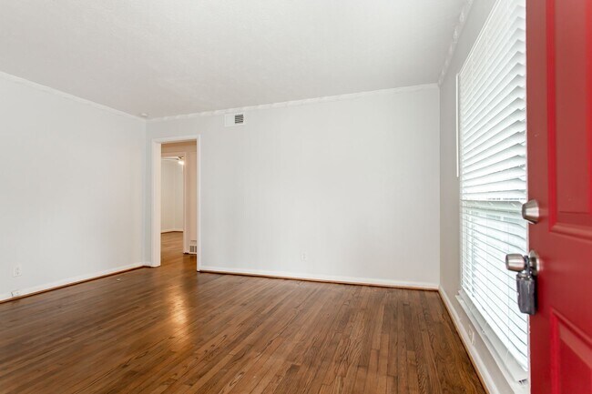 Foto del edificio - Updated 3 Bedroom, 1 Bath Home in Casa View