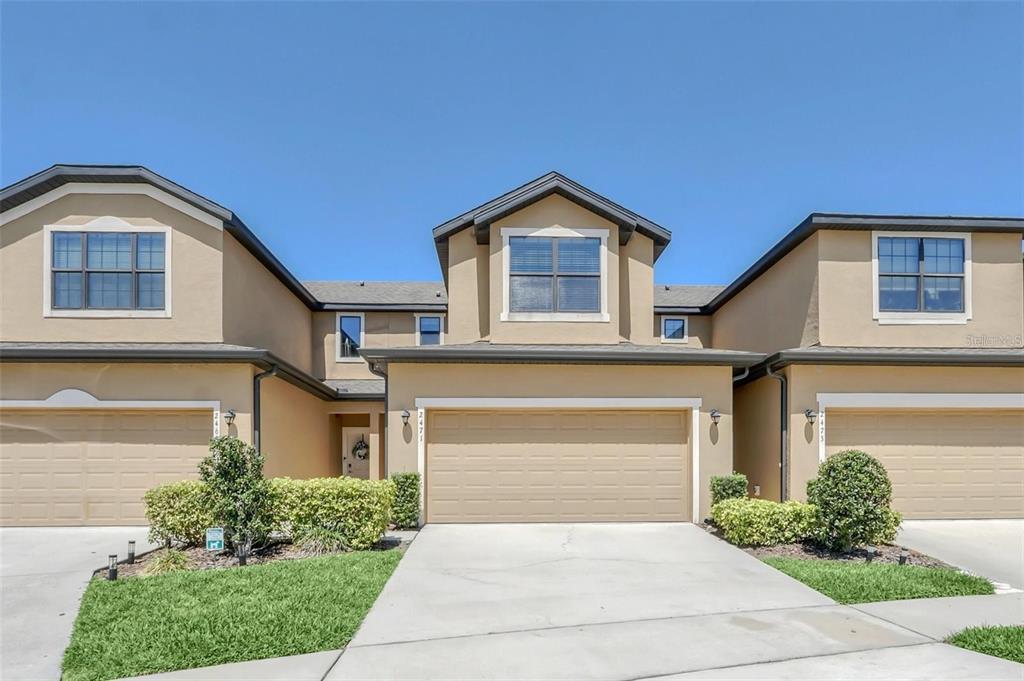 Foto principal - 2471 Seven Oaks Dr