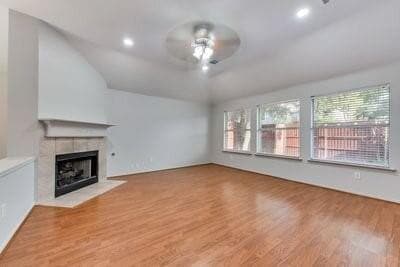 Foto del edificio - 2440 Brycewood Ln