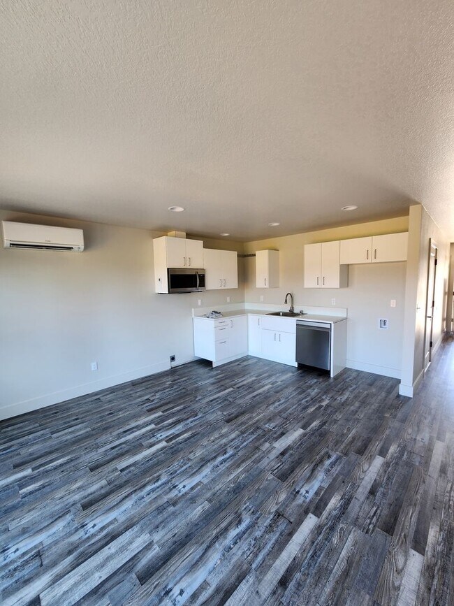Foto del edificio - 3 Bedroom 2.5 Bath in Winlock