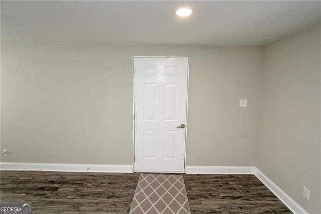 Building Photo - 5210 Chattahoochee St