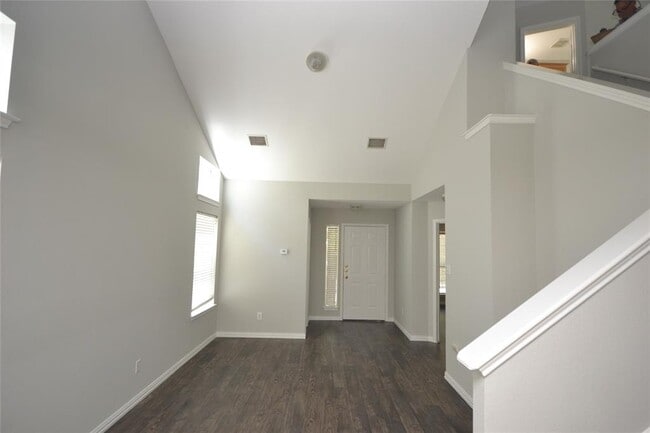 Building Photo - 812 Palo Duro Dr