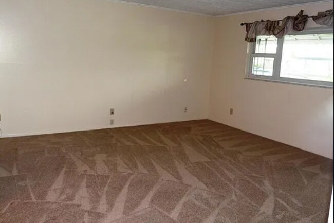 Building Photo - 781 Cottrell Dr