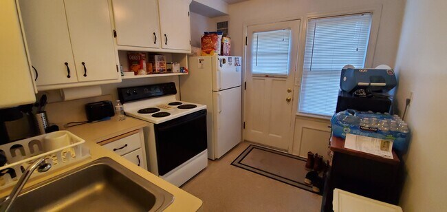Foto del edificio - 2311 N 80th St