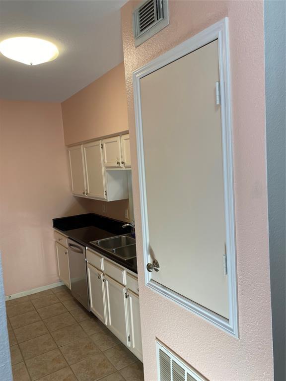 Foto del edificio - 4001 Tanglewilde St