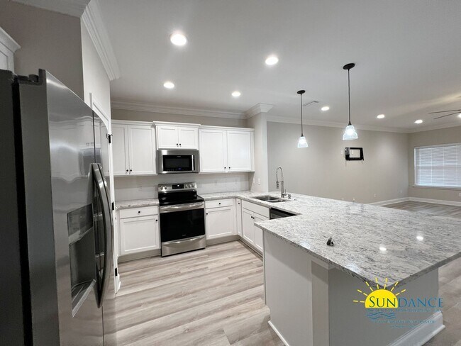 Building Photo - Beautiful newly built 3 Bedroom Home in Sh...