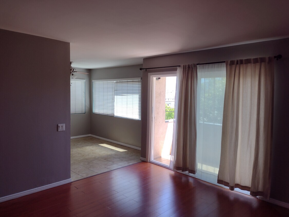 Primary Photo - 601 E Orange Grove Ave