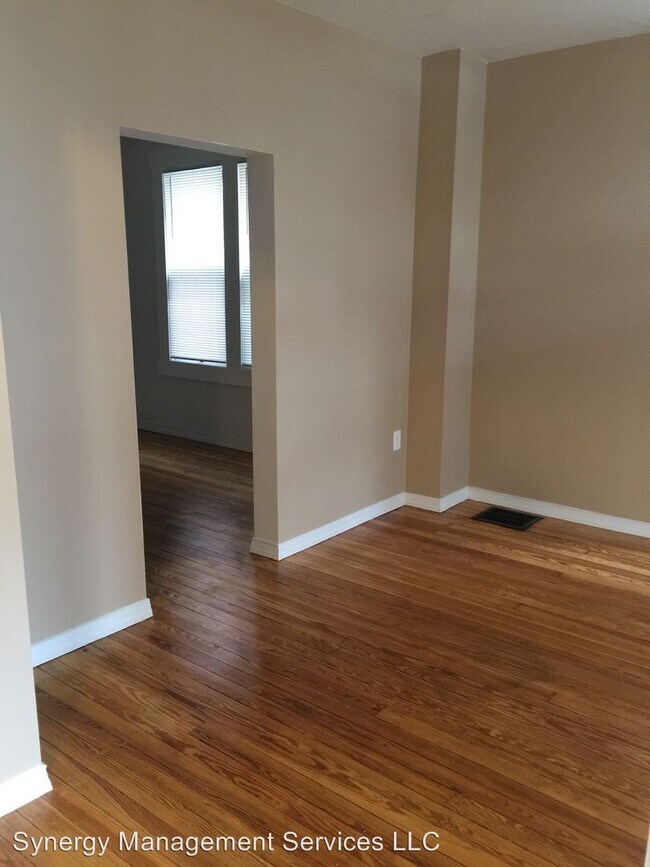 Building Photo - 3 br, 2 bath House - 418 Guildford Avenue