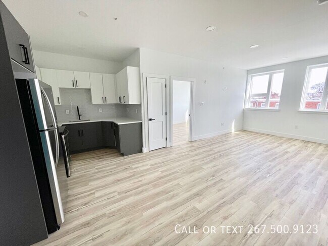 Building Photo - 1845 Hartranft St