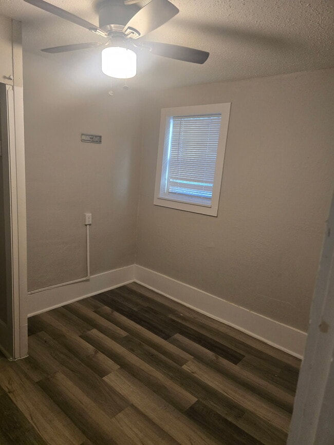 Building Photo - 2020 S 12th St