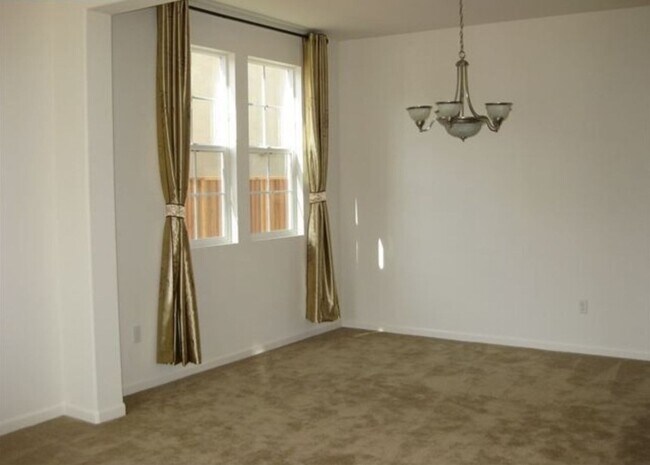 Foto del edificio - Beautiful Bay Point Home