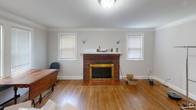 Building Photo - 25 Greycliff Rd