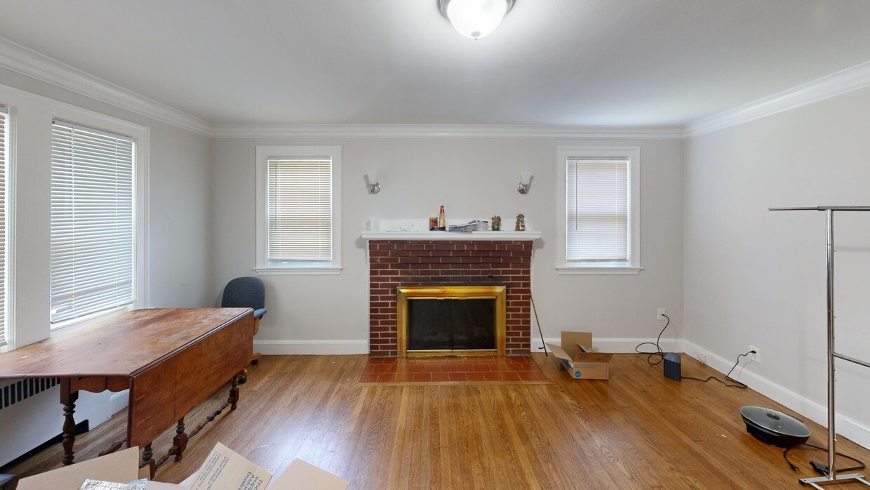 Primary Photo - 25 Greycliff Rd