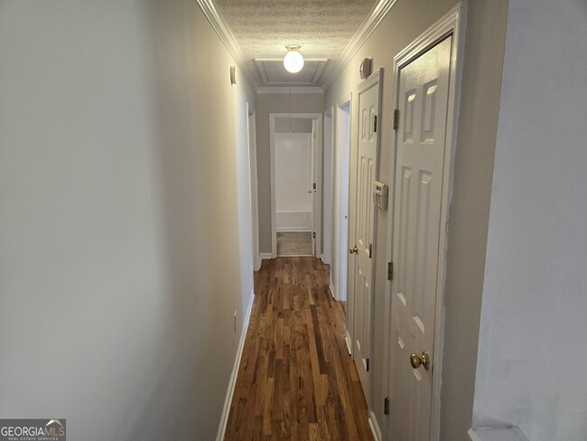 Building Photo - 3131 Heathermere Dr