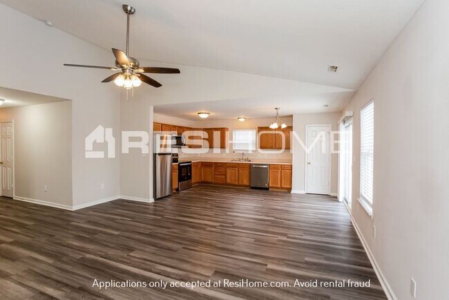Building Photo - 11611 Stoeppelwerth Drive
