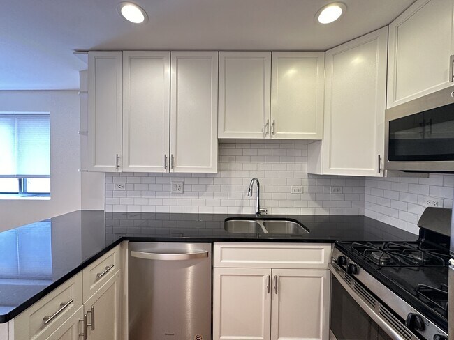 Foto del edificio - 6954 N Sheridan Rd