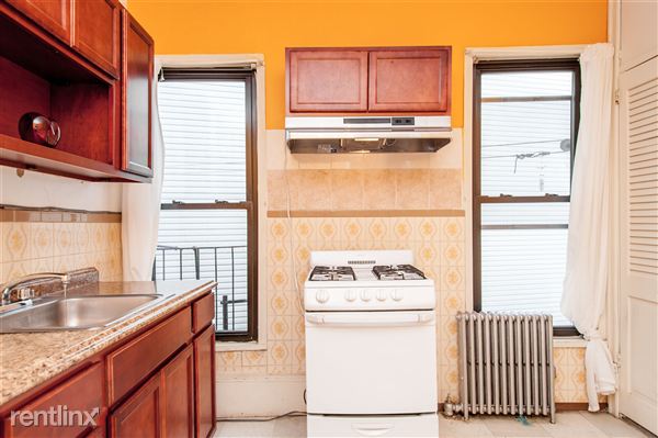 Foto del edificio - 264 Driggs Ave