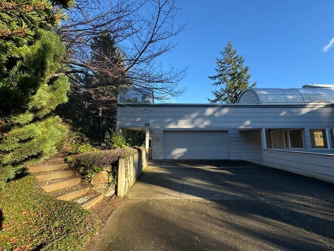 Foto del edificio - Breathtaking views of Chuckanut Bay!!