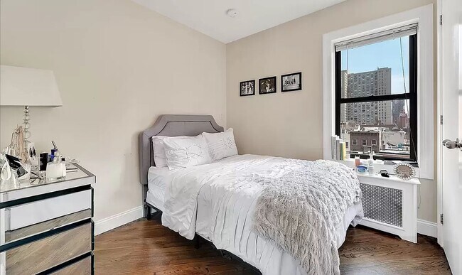 Building Photo - 153 East 26th Street