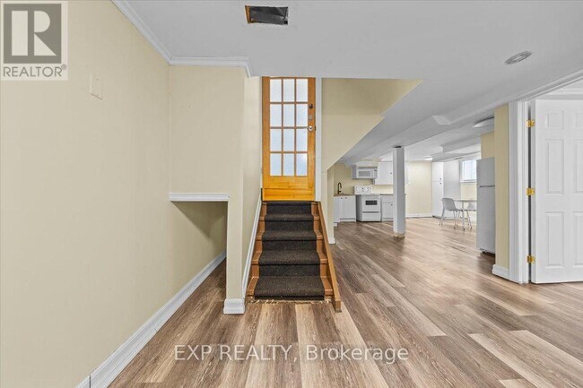 Photo du bâtiment - 494 Wentworth Ave