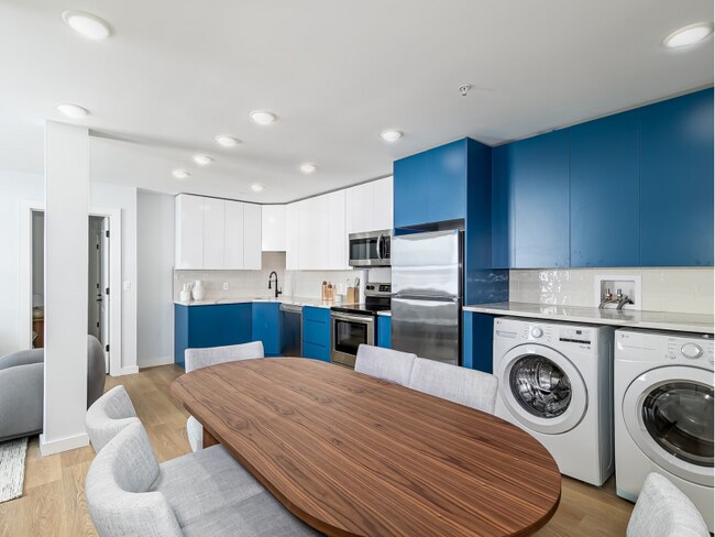 Foto del edificio - 55 Tunxis Ave