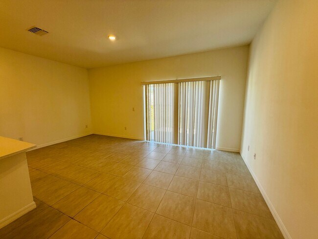 Foto del edificio - Townhome in The Townhomes of River Landing