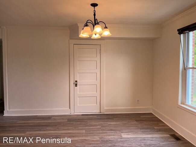 Building Photo - 4 br, 3 bath House - 1206 Todds Lane
