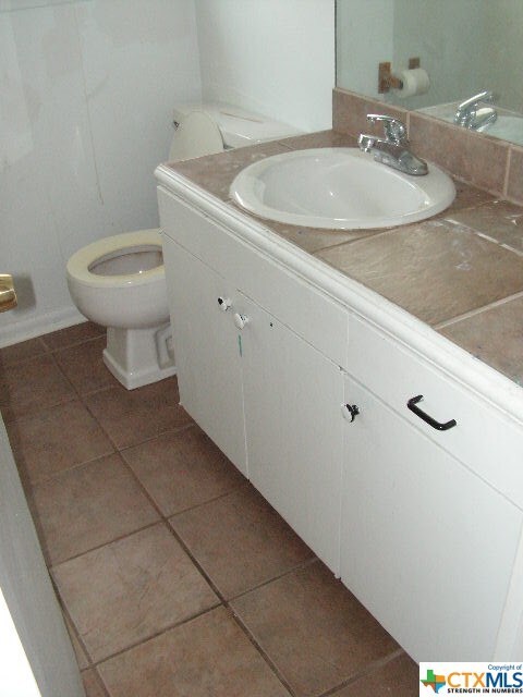 Building Photo - 969 Hill Top Dr