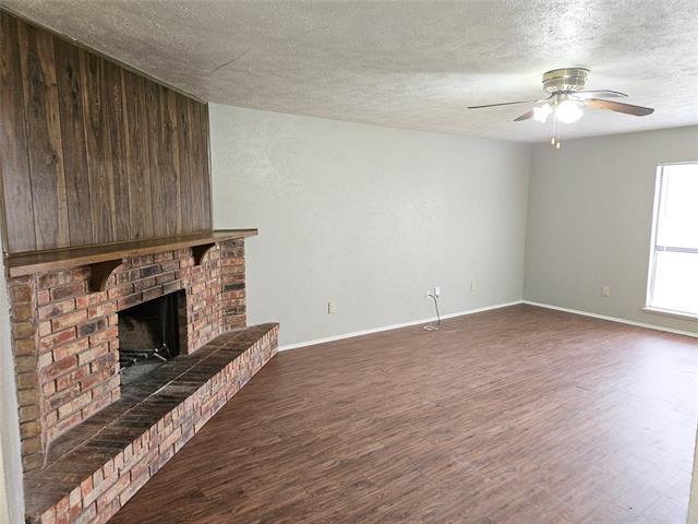 Building Photo - 6809 Glenhurst Dr
