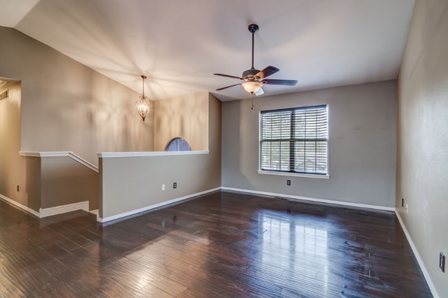 Building Photo - 205 Blossom Valley