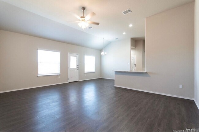 Building Photo - 9212 Canyon Bnd