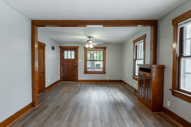 Foto del edificio - 2215 SW Hazelton Ct