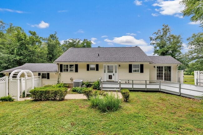 Photo - 60 Old Northville Rd House