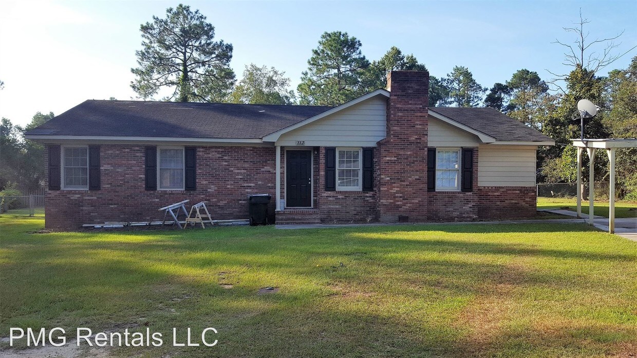 112 Rogers Ct, Statesboro, GA 30458 Condo for Rent in Statesboro, GA