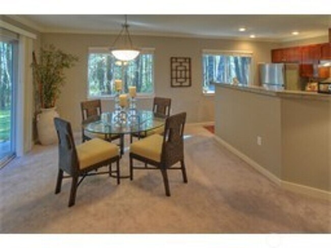 Foto del edificio - 3Bd/2Bd Issaquah Condo