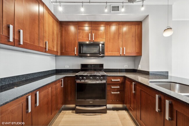 Foto del edificio - 744 N Clark St