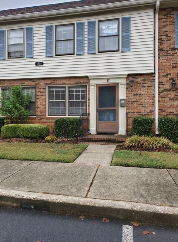 Primary Photo - 6306 Old Pineville Rd