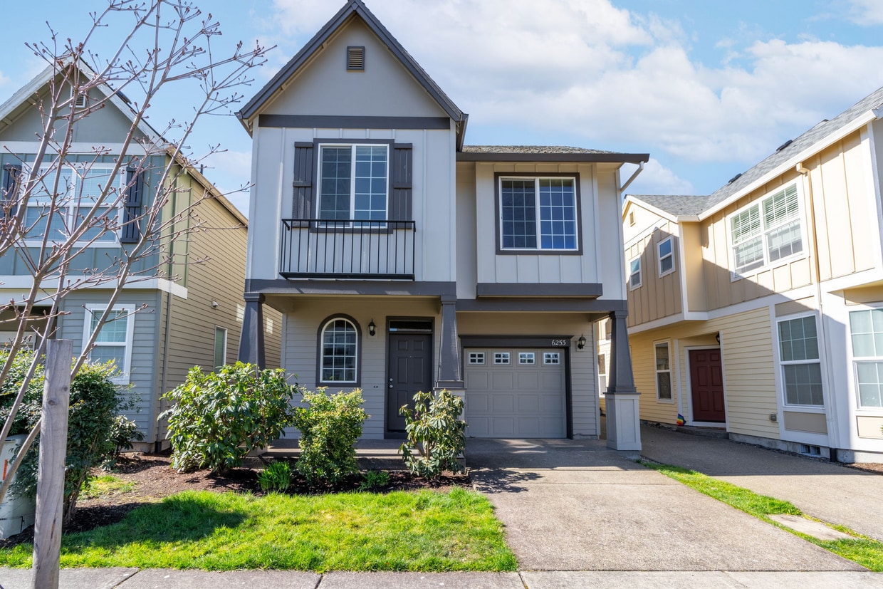 Arbor Oaks Home 3 bed, 2.5 bath House Rental in Beaverton, OR