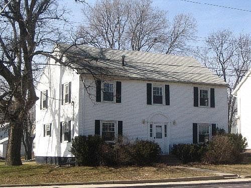 Primary Photo - 2301 N Prospect Rd