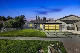 Building Photo - 13021 Killion St