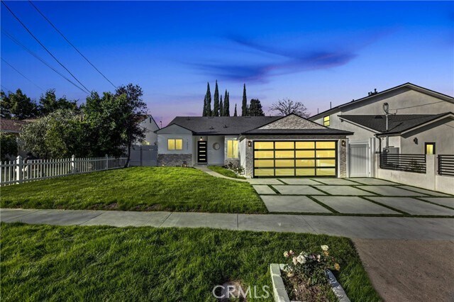 Foto principal - 13021 Killion St
