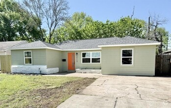 Building Photo - 2110 Garvey Dr