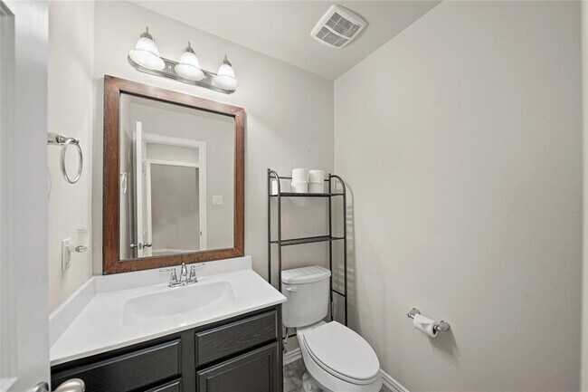 Foto del edificio - 6164 Bridgewater Ln