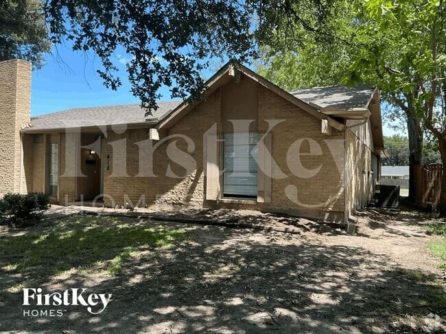 Building Photo - 418 Thistle Dr