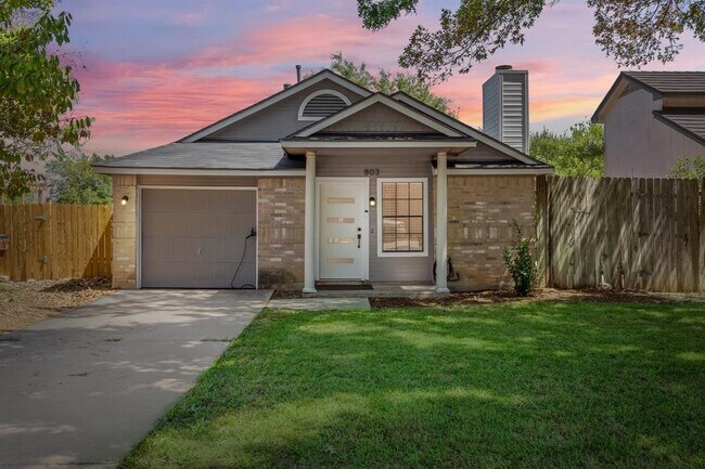 Building Photo - 803 Meadowcreek Dr